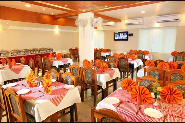 Geethu International Hotel Kovalam Restaurant