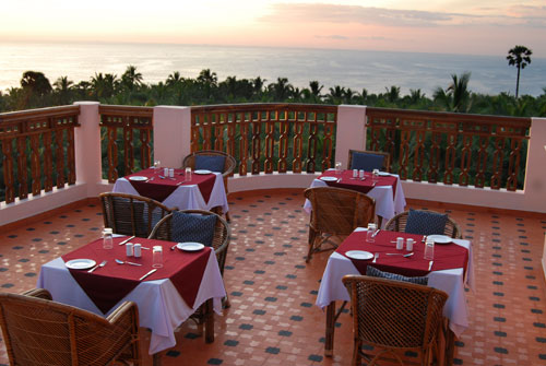 Sun Tara Beach Reosrt Kovalam Restaurant